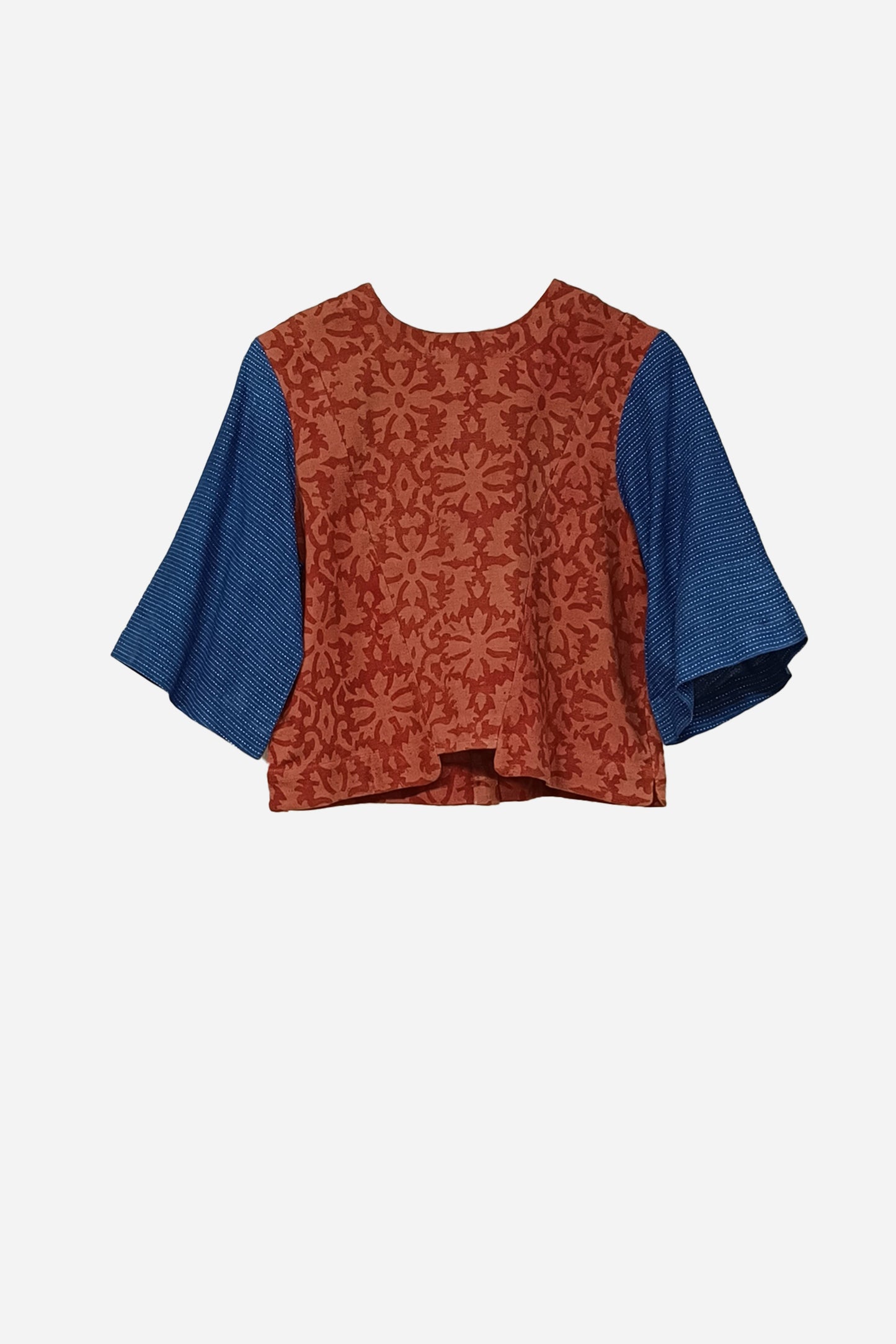 Blouse with sleeve (Damask)